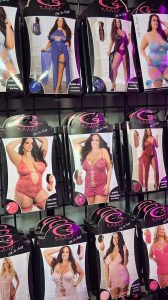 Read more about the article 643: Queen Line