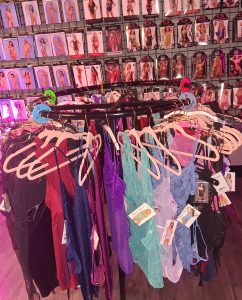 Read more about the article 645: Lingerie